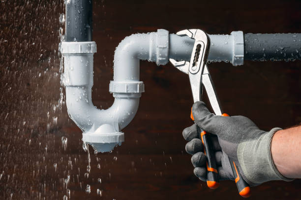 Professional Plumbing technician working in Beach City, TX